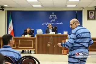 چهارمین جلسه رسیدگی به اتهامات علیرضا زیبا حالت منفرد