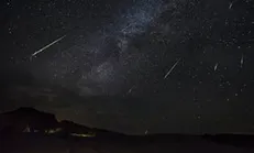 امشب آسمان شهاب‌باران است
