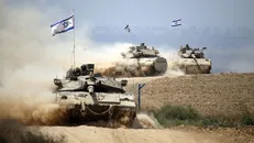 تعرض نظامی رژیم صهیونیستی به ریف شمالی القنیطره با تانک و خودروی زرهی