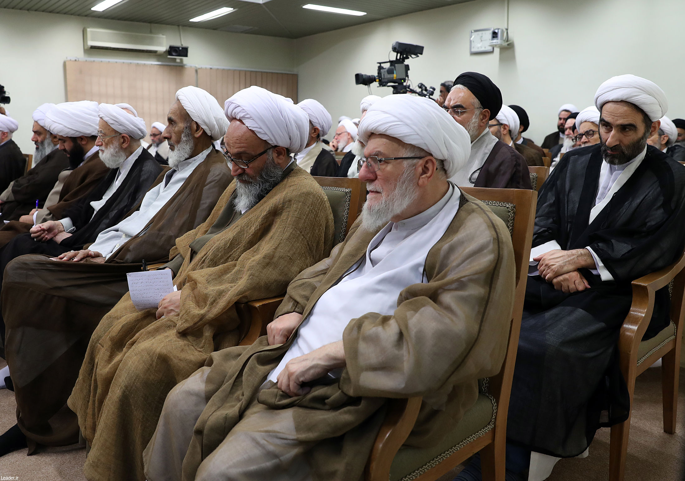 امام خامنه ای