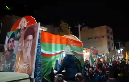 تشییع باشکوه شهید علی&zwnj;رضا ارژنگ در شهرکرد همزمان با چهلمین شب حضور مردم در خیابان&zwnj;ها