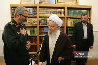  دیدار سردار غلامحسین غیب پرور با حضرت آیت الله العظمی مکارم شیرازی