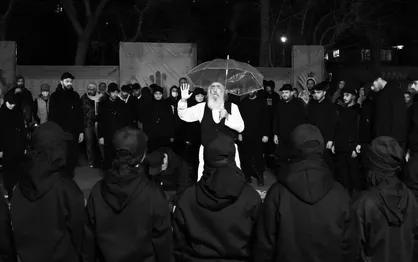 نذر فرهنگی نمایش خیابانی &laquo;بازگشت به خان نخست&raquo;