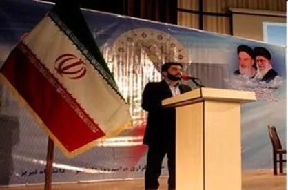 تکبر و غرور کاذب برخی مسئولان موجب عدم انتقاد از آنان شده است