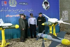 رونمائی از ۳ موشک هواپایه هدایت شونده در وزارت دفاع