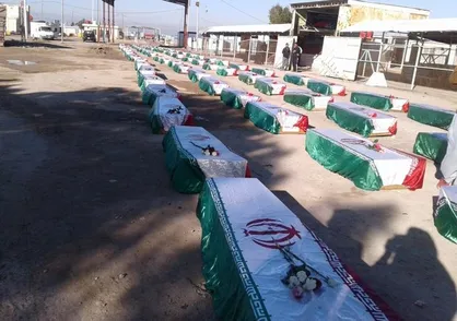 پیکر&zwnj;های مطهر ۷۲ شهید دوران دفاع مقدس وارد کشور شد