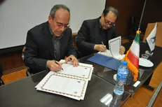تفاهم‌نامه همکاری بین بنیاد ملی نخبگان و دانشگاه آزاد خراسان رضوی منعقد شد