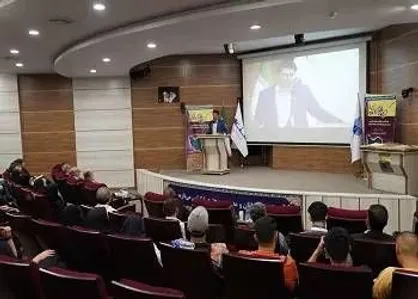 برگزاری اختتامیه رقابت&zwnj;های دانشجویی در کرسی&zwnj;های آزاد اندیشی/ ۳ تیم از واحد علوم و تحقیقات به مرحله نهایی راه یافتند