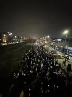 ▪️گزارش تصویری از پیاده روی شبانه مشهدی‌ها در عزای امام امت بلوار وکیل‌آباد 