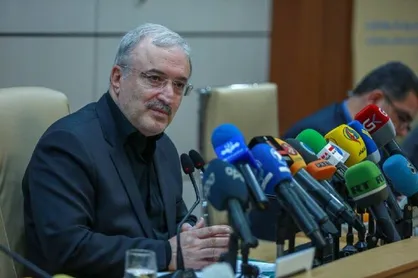 وزیر بهداشت: شیوع &laquo;آنفلوانزا&raquo; سیر نزولی پیدا کرده است