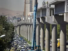 وعده‌های بی‌سرانجام برای تکمیل قطار شهری کرمانشاه/استاندار زمانبندی دقیق ارائه دهد