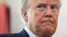 ترامپ احمق بار دیگر به CNN حمله کرد: این شبکه در صدر رسانه‌های جعلی قرار دارد +  فیلم