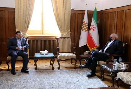 دیدار و گفت&zwnj;وگوی عزیزی خادم با محمد جواد ظریف!