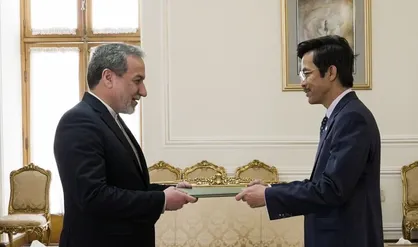 دیدار سفیر جدید جمهوری سوسیالیستی ویتنام با &laquo;عراقچی&raquo;