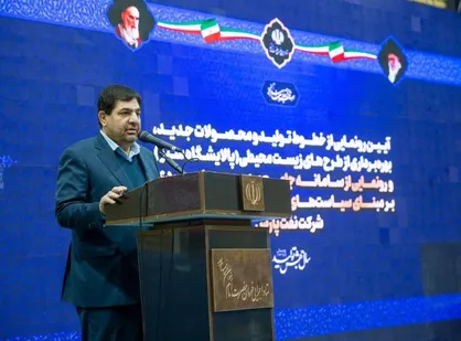 احداث بزرگترین کارخانه تولید واکسن در خاورمیانه تا پایان سال ۱۳۹۹/ مخبر: ایران را در تولید &laquo;واکسن کرونا&raquo; خودکفا می&zwnj;کنیم
