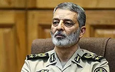 گفتگوی تلفنی سرلشکر موسوی با ناوگروه ۸۶ نداجا در اقیانوس آرام