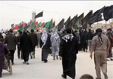 تصاویری از پیاده روی اهالی عراق از شهرهای مختلف به سمت کربلا