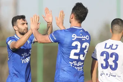 برو استقلال در دیدار تدارکاتی/ آرمان رمضانی بازهم گل زد