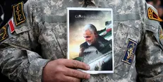 دانشجویان ایرانی خارج کشور: پرچمی که سردار سیلمانی نگذاشت پائین بیاید را بالاتر می‌بریم