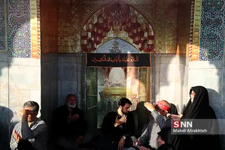 اجتماع برزگ اربعینی ها در میدان امام حسین 