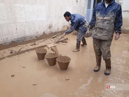 هموطنان سیل&zwnj;زده لرستان به کانکس و کولر نیاز دارند/ پاکسازی گل و لای ۶۰ درصد از منازل پلدختر