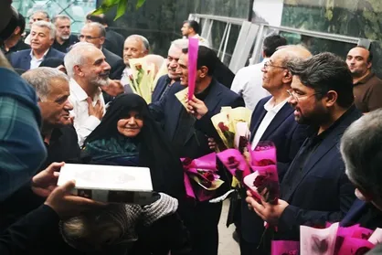 اعزام نخستین گروه بازنشستگان تأمین&zwnj;اجتماعی به مشهد مقدس