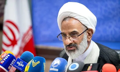 دشمنان در پی مرحله چهارم سکولاریسم در ایران هستند