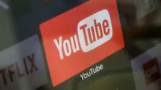 یوتیوب بیش از ۷۰۰ ویدئوی افشاگر جنایات اسرائیل را حذف کرد