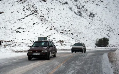 آخرین وضعیت جوی و ترافیکی جاده&zwnj;ها/ محور پونل - خلخال و کلاردشت - عباس&zwnj;آباد مسدود است