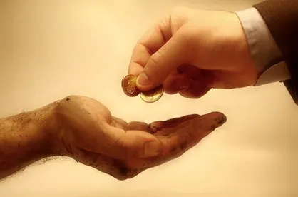 سفارش به یاری کردن برادر دینی
