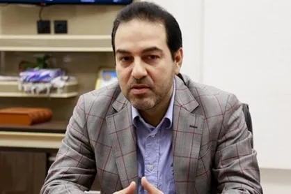 معاون وزیر بهداشت: بهتر است نگاه&zwnj;مان را به کرونا عوض کنیم/ کرونا یک بیماری بومی شده مثل آنفولانزا + فیلم