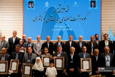 چهار استاد دانشگاه تهران در جمع ۲۸ استاد نمونه کشوری قرار گرفتند