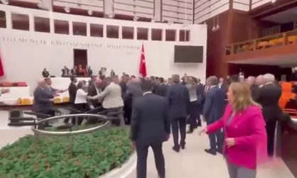 درگیری شدید نمایندگان حامی اردوغان و امام&zwnj;اوغلو در مجلس ترکیه