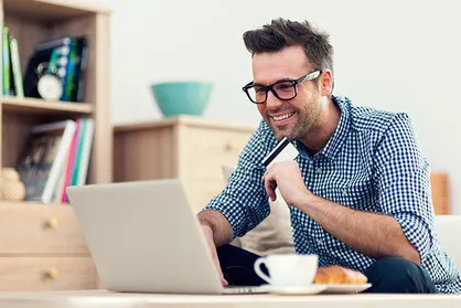 با ۱۰ میلیون تومان کجا سرمایه&zwnj;گذاری کنم؟