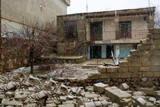 فاز جدید خدمت رسانی جهادگران در مناطق زلزله زده / ارسال ۳۰۰ کانکس به سی‌سخت