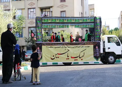 محله&zwnj;های مرکزی شهر میزبان کاروان&zwnj;های عزاداری بود