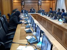 ۲۰ درصد از GDP کشور در انبار‌ها ذخیره شده است/ دهه ۹۰ را از دست دادیم