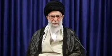 رهبر انقلاب: سرنوشت کشور وابسته به کار مردم در روز جمعه است/ اگر کاهش حضور مردم را داشته باشیم از آن طرف افزایش فشار دشمن را داریم