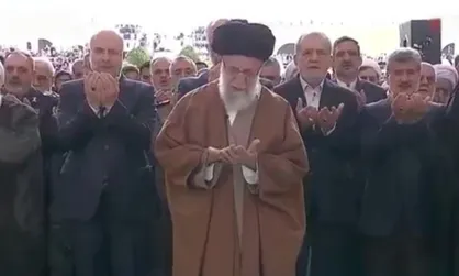 فیلم کامل اقامه نماز عید فطر به امامت رهبر انقلاب
