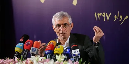 زنان سالم&zwnj;تر از مردان کار می&zwnj;کنند/ فشاری برای برگزاری نمایشگاه عطرسیب نبوده است