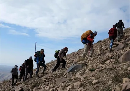 کوهپیمایی ۳ هزار نفر از خانواده&zwnj;های بازنشسته سپاه پاسداران در ارتفات شمال تهران