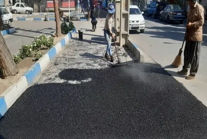 اجرای عملیات اصولی لکه&zwnj;گیری آسفالت در یاسوج با اعتبار ۲ میلیارد تومان