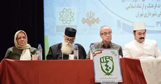 نواب: زرتشت را پیامبر مسلّم خدا می‌دانیم/ داویدیان: انقلاب اسلامی عزت ارامنه ایران را افزایش داد