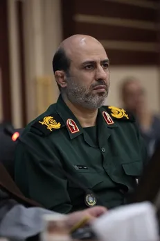 اختلاف‌نظرها نباید به دوگانگی و فاصله میان مردم منجر شود