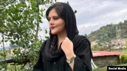 فیلم کامل&zwnj;تر پلیس از حضور مهسا امینی در مقر پلیس