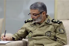 فرمانده کل ارتش از تلاش نهاد‌های کشوری و لشکری تقدیر کرد