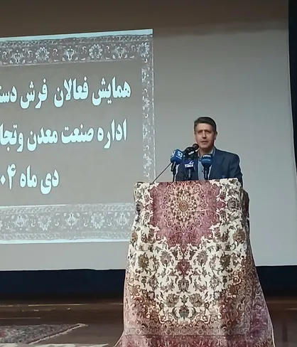استان ایلام ۲۴۰۰ هنرمند فعال در حوزه فرش دستباف دارد