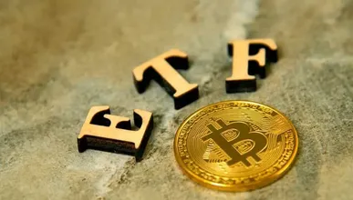 بازار رمزارزها در انتظار جرقه صعود؛ بیت‌کوین در کانال ۶۳ هزار دلار متوقف شد