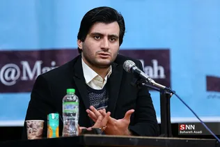 بررسی نقش رسانه در اعتراضات مردمی