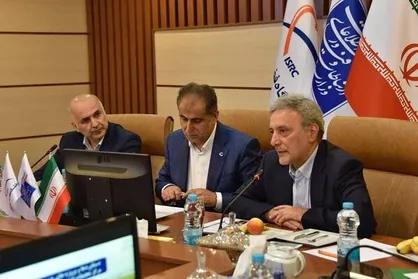 رییس دانشگاه تهران از پژوهشگاه فضایی بازدید کرد / تدوین شیوه&zwnj;نامه به&zwnj;کارگیری اطلاعات ماهواره&zwnj;ای در زمان وقوع سیل